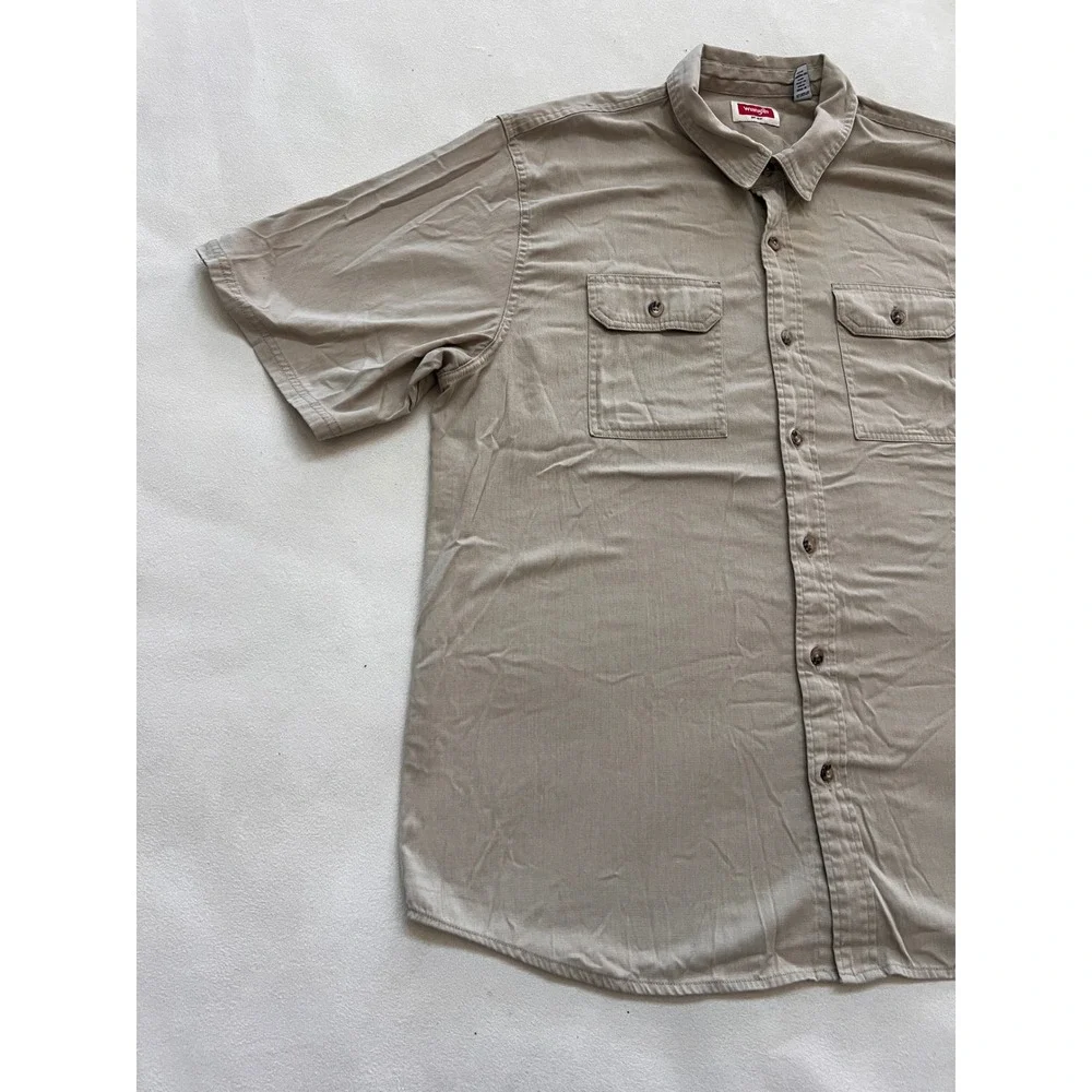 Wrangler Men's Beige Short Sleeve Button Up Work Shirt Size XL